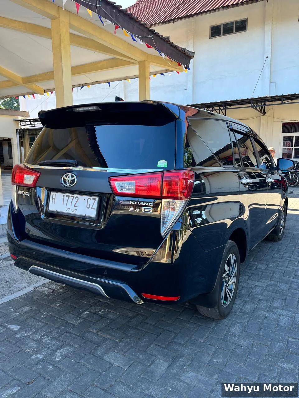 Innova Reborn Diesel 2022 Matic - foto 4