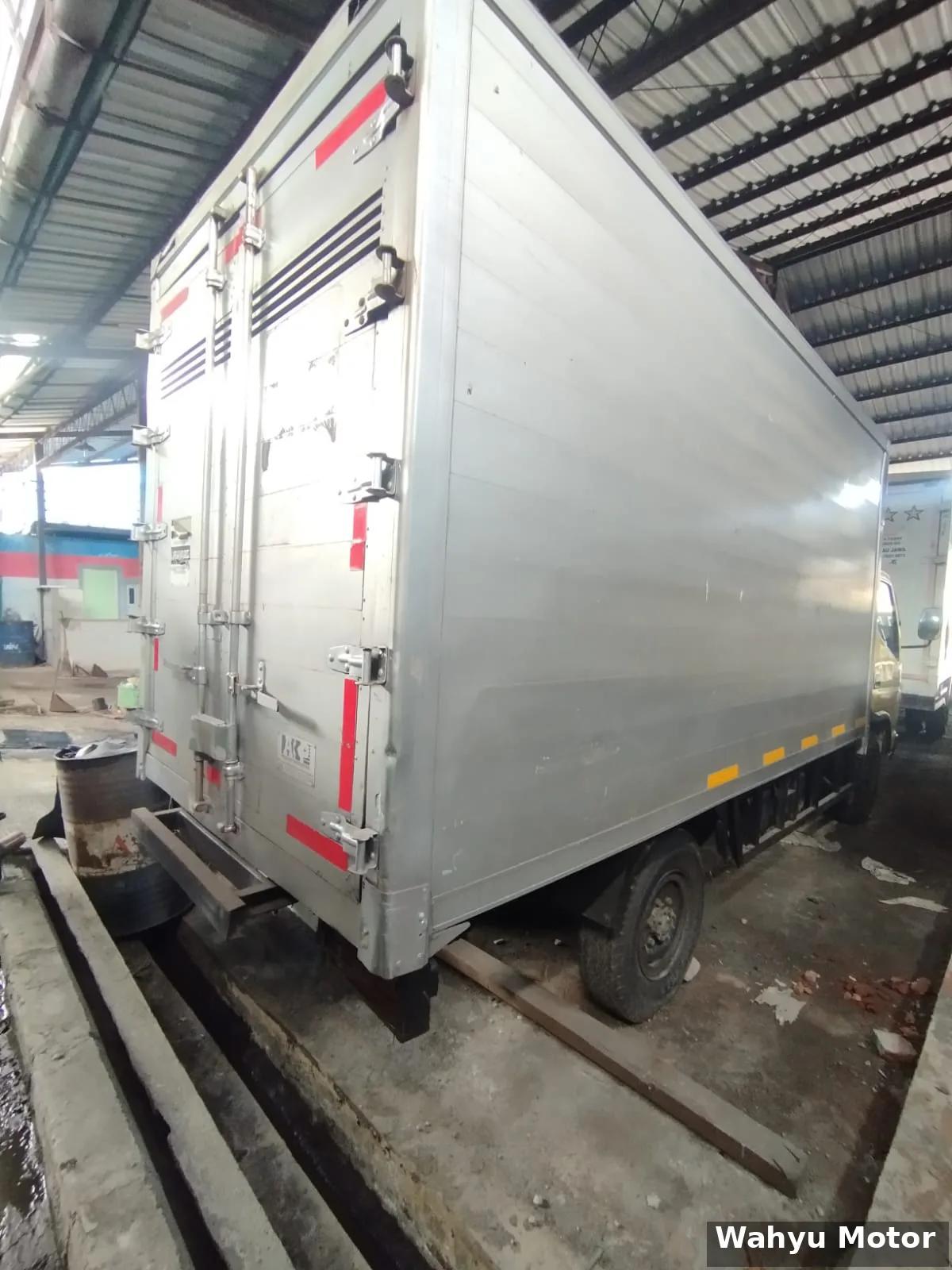 Mitsubishi Canter FE 71 L 2014 - foto 5